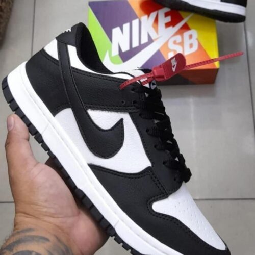 Tienda de ropa y zapatillas zapatilla