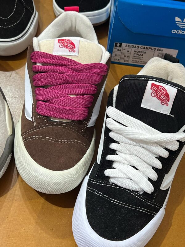 Tienda de ropa y zapatillas zapatilla