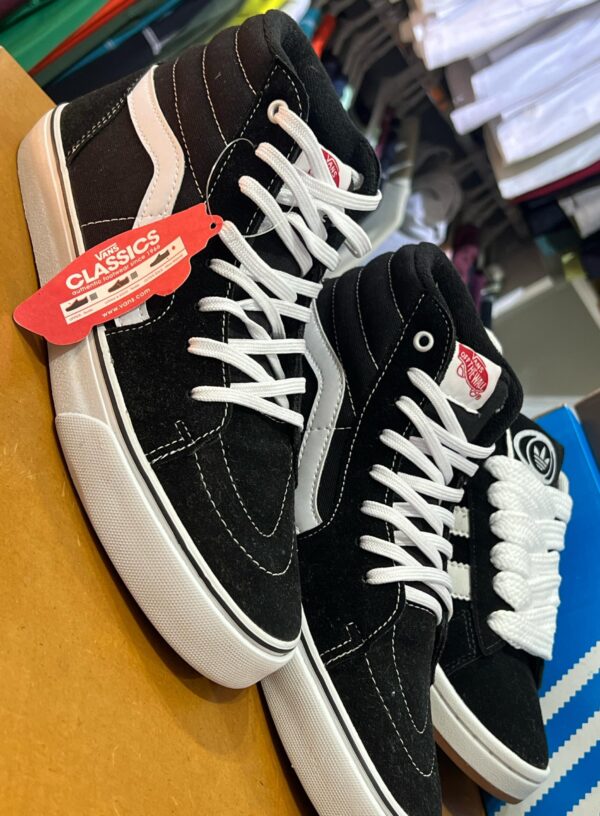 zapatilla Tienda de ropa y zapatillas zapatilla